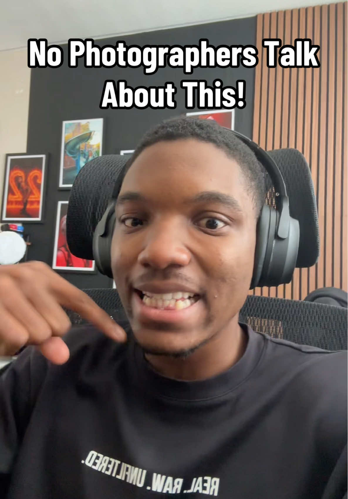 No Photographers Talk About This!  Youtube : Taxipng #relatable #photography #photographytips 