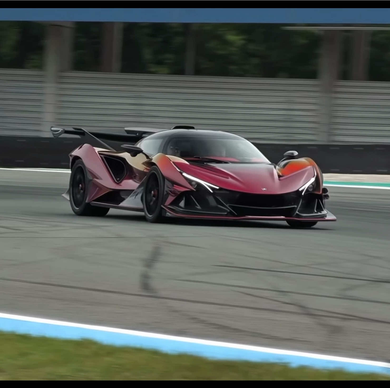 Best looking car? #apollo #apolloie #hypercar #cartok #caredit Clips: ExoticCarspotter on YT