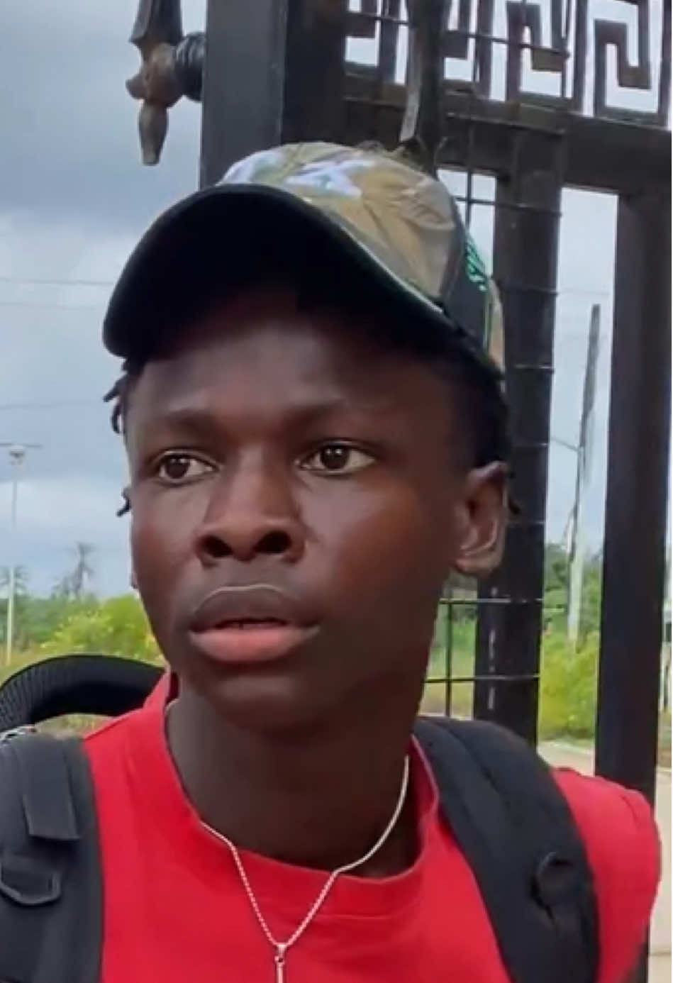 Defend your school in the comment section 😂😂🤭#fyp #creatorsearchinsight #explore #relatable #university @SYLVER @🌴𝚃𝙶𝚁 ~ 𝙳𝙸𝙿𝚂𝙾𝙽🥀 