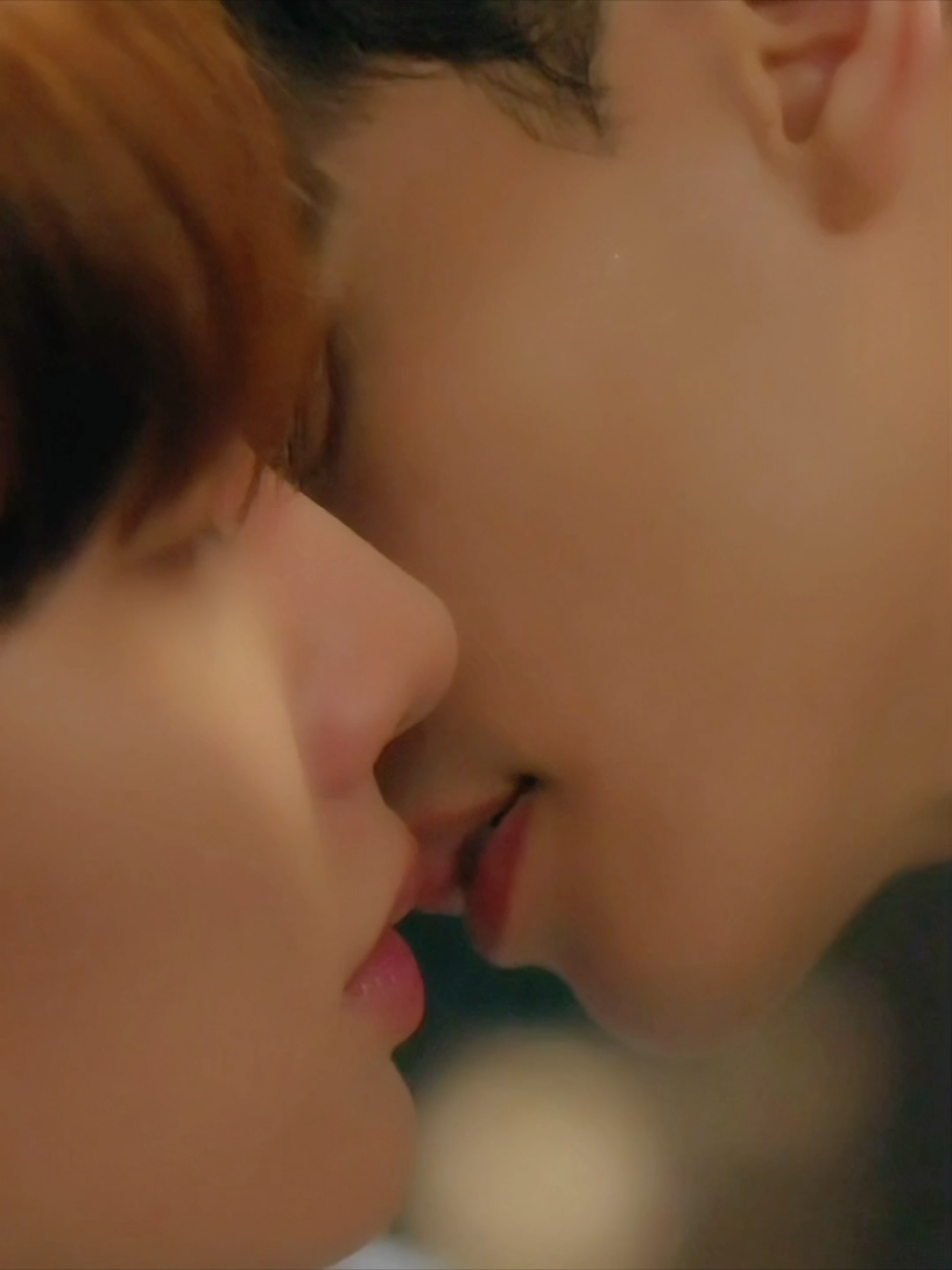 Ya está empezando a ceder 😩 ¿pero cómo me pueden dejar así? #Khemjiraep7 #Khemjira #boyslove #Khemjiraep7 #Khemjira 