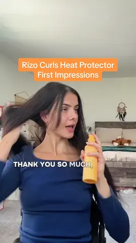 It’s not often I see myself rocking straight hair. Thank you @Rizos Curls for keeping my hair safe while I style 