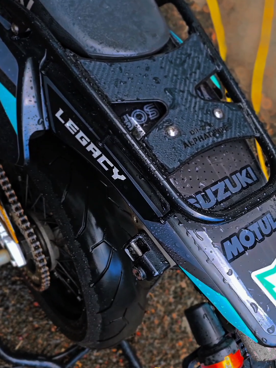 DR-Z 400 SM 💥💣 . . . . . #suzuki #drz400 #japan #srilanka #nastologic #nittambuwa🤟💫 #creatorsearchinsights 
