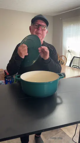 Cast iron Dutch oven. #cookware #cooking #ogleadventures #tiktokmademebuyit #tiktokshopcreatorpicks @muellerhome @Linda’s Daily Quotes 