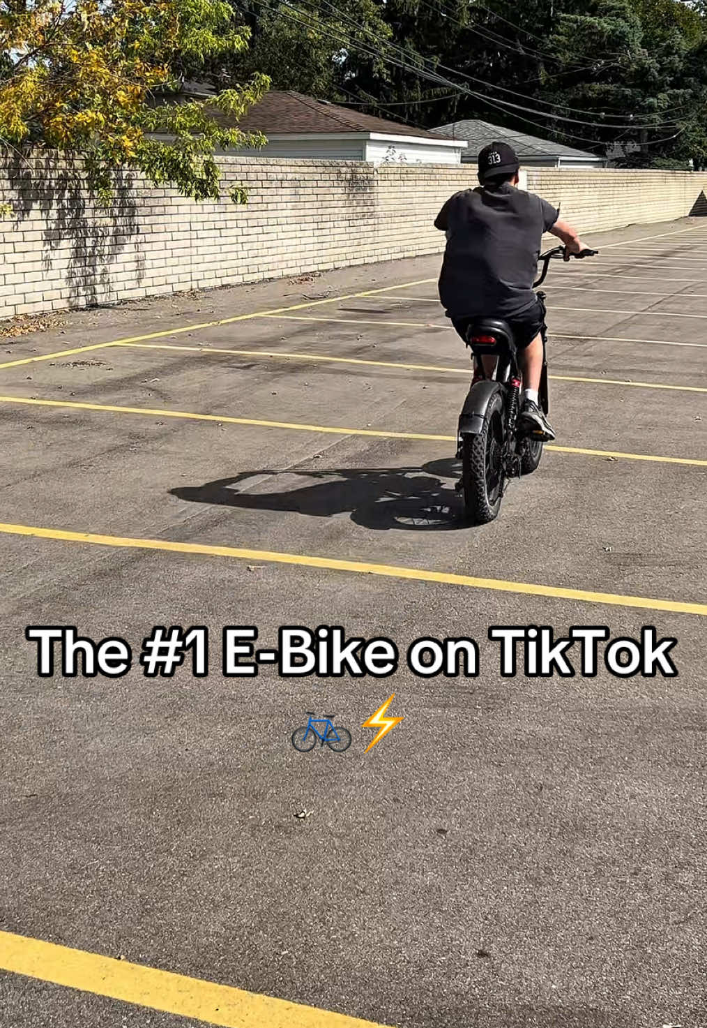 This e-bike goes 31mph with up to 70 miles per charge…no wonder it’s the most sold on TikTok Shop 👀🔥#ebike #tiktokshopmademebuyit #tiktokshopfinds #electricbike #tiktokshop 