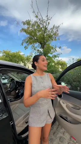 Mi hermana y yo probando el matcha 😂 (nuestra humilde opinión) 