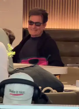 SPOTTED CHARLIE SHEEN #charliesheen #winning 