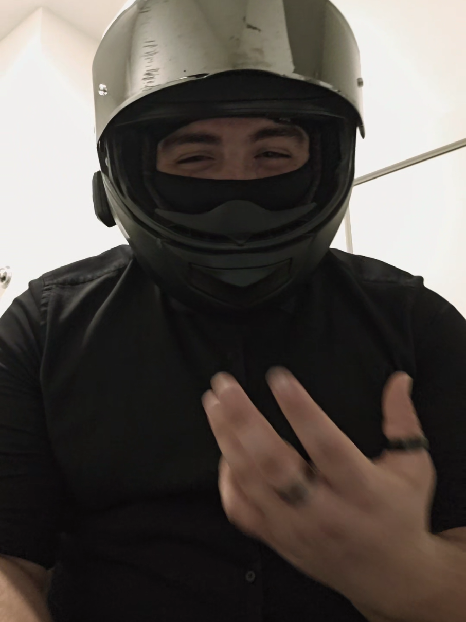 aaghh I caved to this audio its great and ive been seeing everyone do it ignoring my staring and awkward hand movements lmao. hope yall have a great day no matter where you are! - - - #maskedman #masktok #masktoker #masked #cosplay 