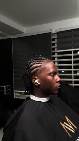 Vanille with low taper✨@MAISON NAFAYA 