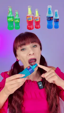 ASMR Sour Candy Spray Green, Red, Blue #candyopening #eatingsounds