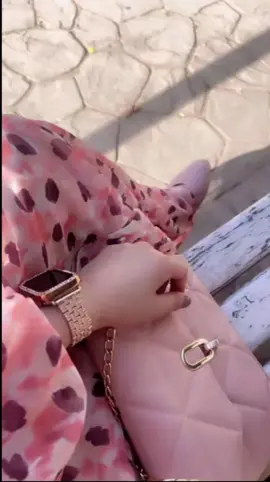 أحن مره الهلي ومرات أحن ليك#شعر @Sultan Al-Anazi. 