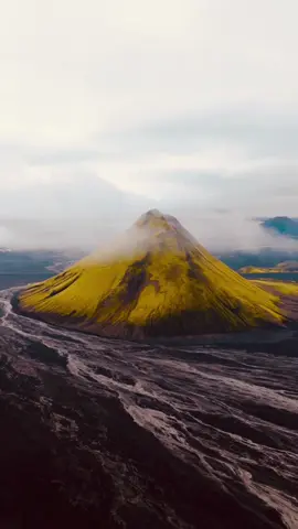 #waterfall #nature #sea #blackbeach #iceland  @Iceland_Adventure  @Iceland_Adventure 