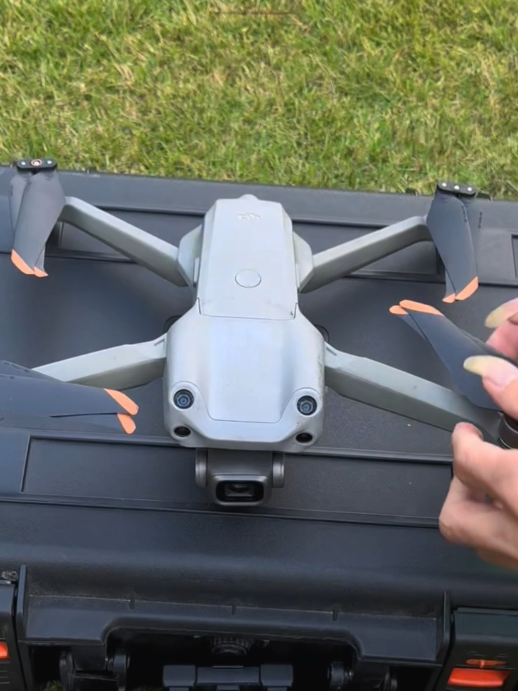 dapatkan promo drone nya di keranjang kuning di bawah #droneviral #flashsale #drone #drones #dronevideo 