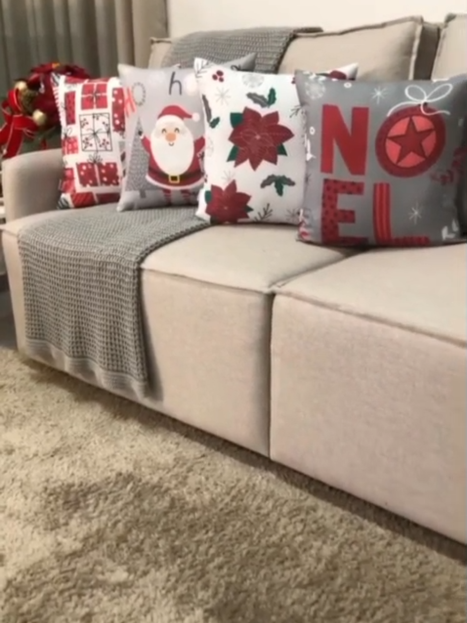 ✨ Destaque de hoje: Coleção de Natal! Kit 4 Capas de Almofadas Decorativas | 100% Poliéster | Zíper Invisível | Estampa Frente e Verso | 45x45 cm 🛍️ Compre na Shopee: https://s.shopee.com.br/AA7vccMMvg ⚠️ Preço e estoque podem mudar a qualquer momento.
