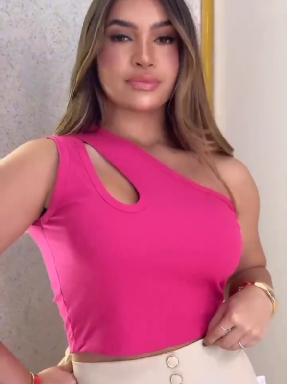 kit 10 cropped feminino cores variados  grupo de ofertas link no Bio 