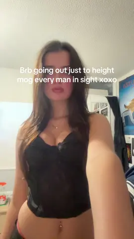 My favourite hobby can’t wait 😛😛 gonna do it without heals too😽#foryoupage #foryou #fyp #tallgirl #model 