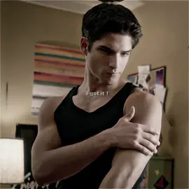 he’s got it ✌️                                                                                        scp: scottsspacks (mine) ac: emilyfinalgirl (sc) #scottmccall #scottmccalledit #tylerposey #teenwolf #mtvteenwolf @sam 