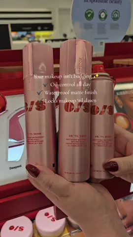 Keep your makeup flawless all day with this oil-controlling waterproof setting spray trio. #MakeupThatLasts #OilControlSpray #CleanMakeupLook #SettingSpray #TikTokBeauty @ONE SIZE BEAUTY 
