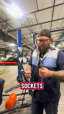 My favorite ratchet came out with a smaller version #mechanic #carrepair #tiktokautocampaign #olsatools 