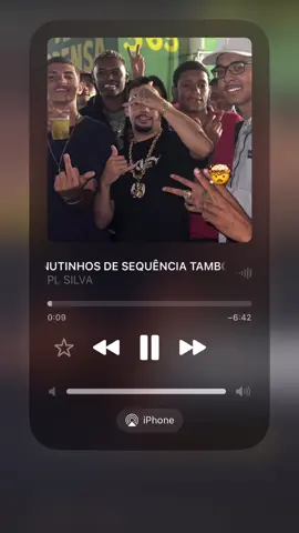 Playlist na bio do Ig : _thzaquieu 😎🎼🤯🤯  #soundcloud #narlkdosmenor🎰 #funkrjparastatus #vaiprofybct #foryou 