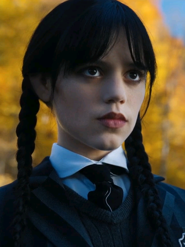 Esmer sevdam bitmezzz... #jennaortega #wednesday #edit #fyp #kesfet CR:@EnsAddams 