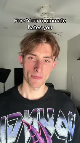 This is part based off of the stuff I read in my youtube video and part how I was as a roommate! Check me out on youtube the link is in my bio!! #real #roommate #cringe #viral #funny #comedy 