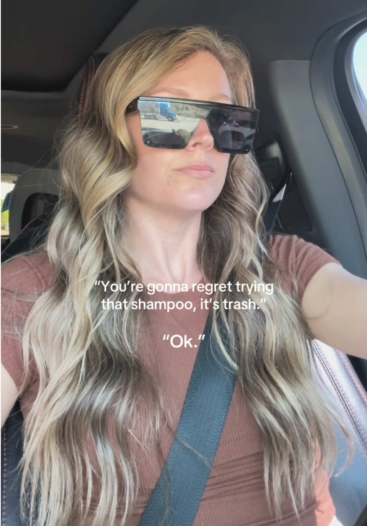Literally doesn’t fit in the selfie anymore, but okay 😅 . . . #hairgrowthtips #thinninghair #hairgrowthjourney #damagedhair #postpartumhairloss 