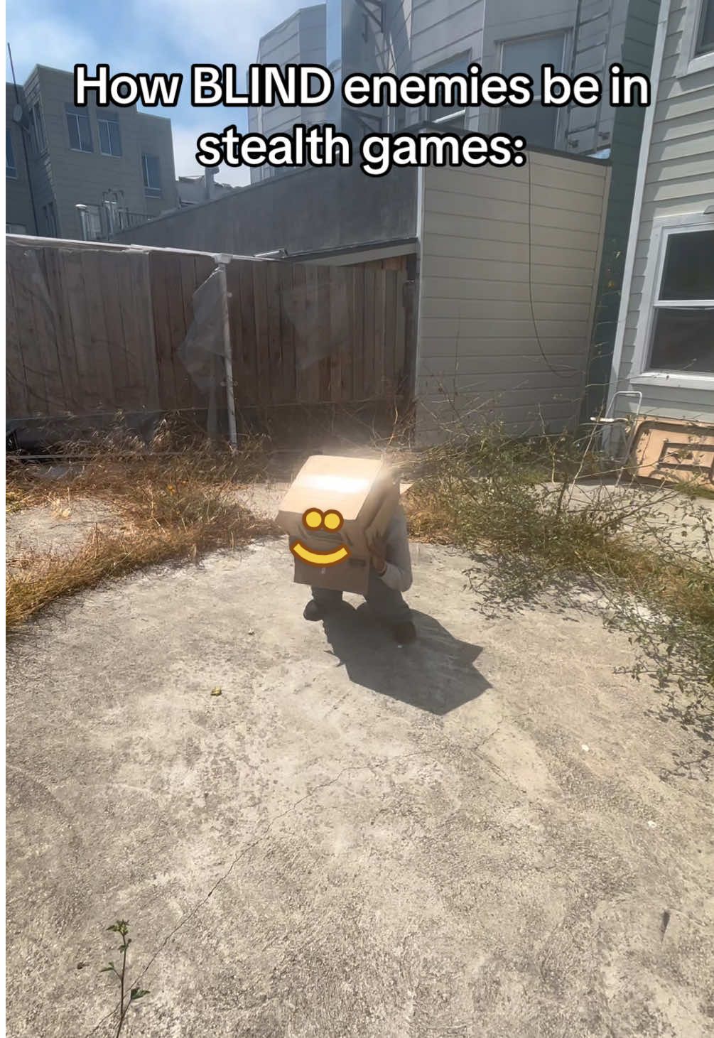 A snake mains hide n seek: 📦 #videogames #supersmashbros #konami #metalgearsolid 