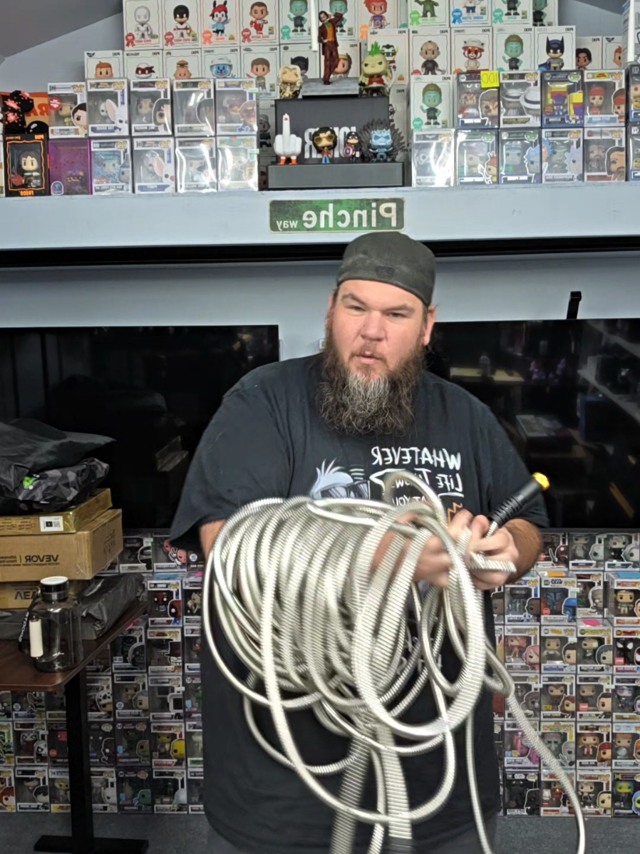 this stainless steel water hose is amazing.  #vevortools #stainlesssteelwaterhose #vevorwaterhose #waterhose #metalwaterhose 