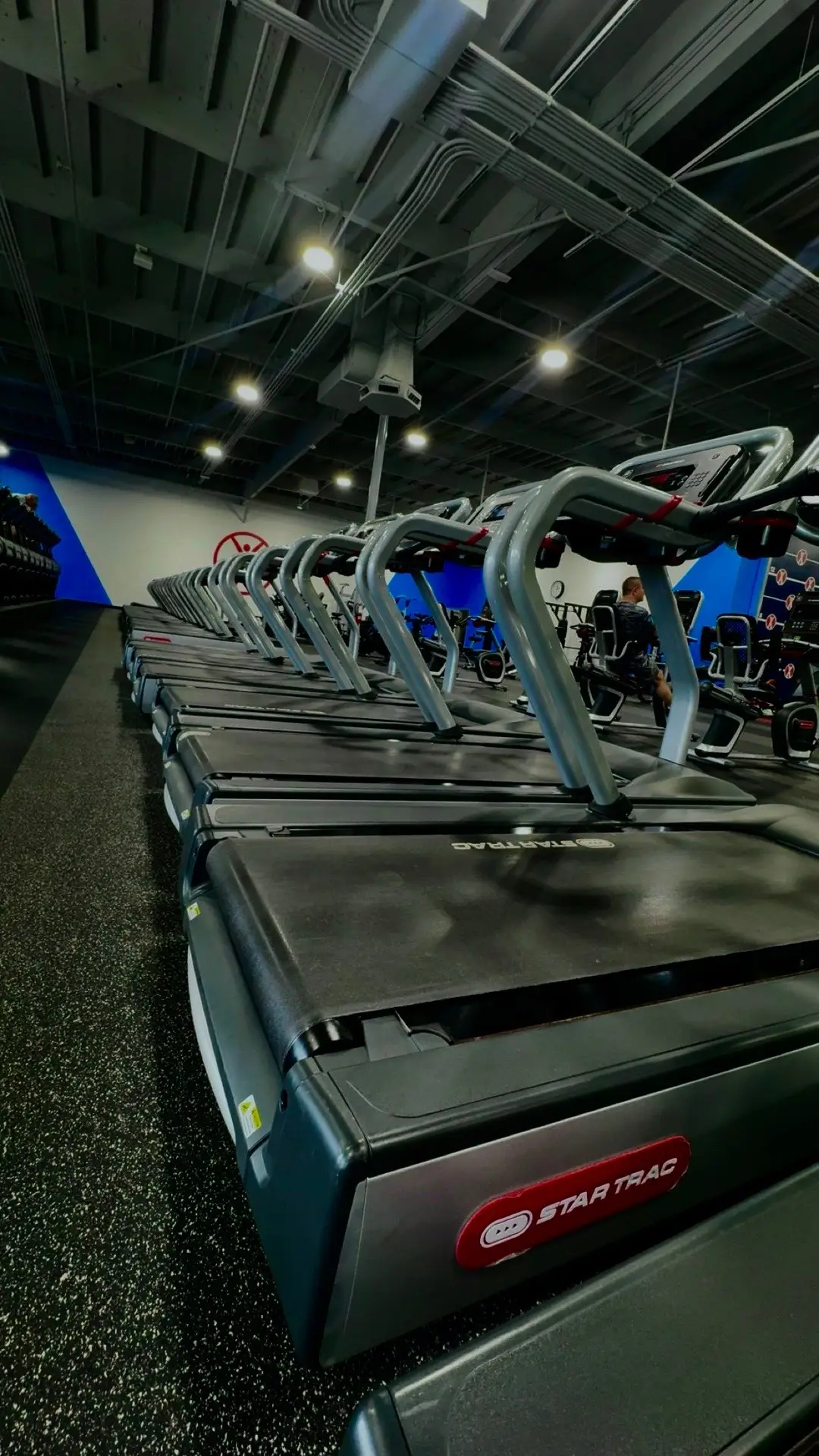 #GymTok #gym #fypシ #foryoupage #alone 