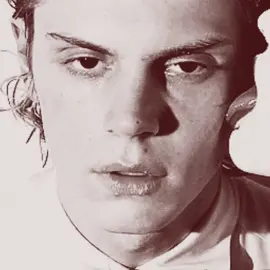 baby tell me how u hate me #evanpeters #evanpetersedit #fyp #foryou #gif viral foryoupage @lucifer 