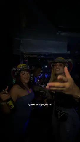 #tiktoklore #vallentano❤️❤️🎶🎤 #vallenatoscortavenas❤️❤️❤️❤️ #vallenatoslore 