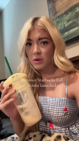 White Mocha w pumpkin cold foam thank me later😁✨☕️ #gilmoregirls #starbucks #coffee #fyp #relatable 