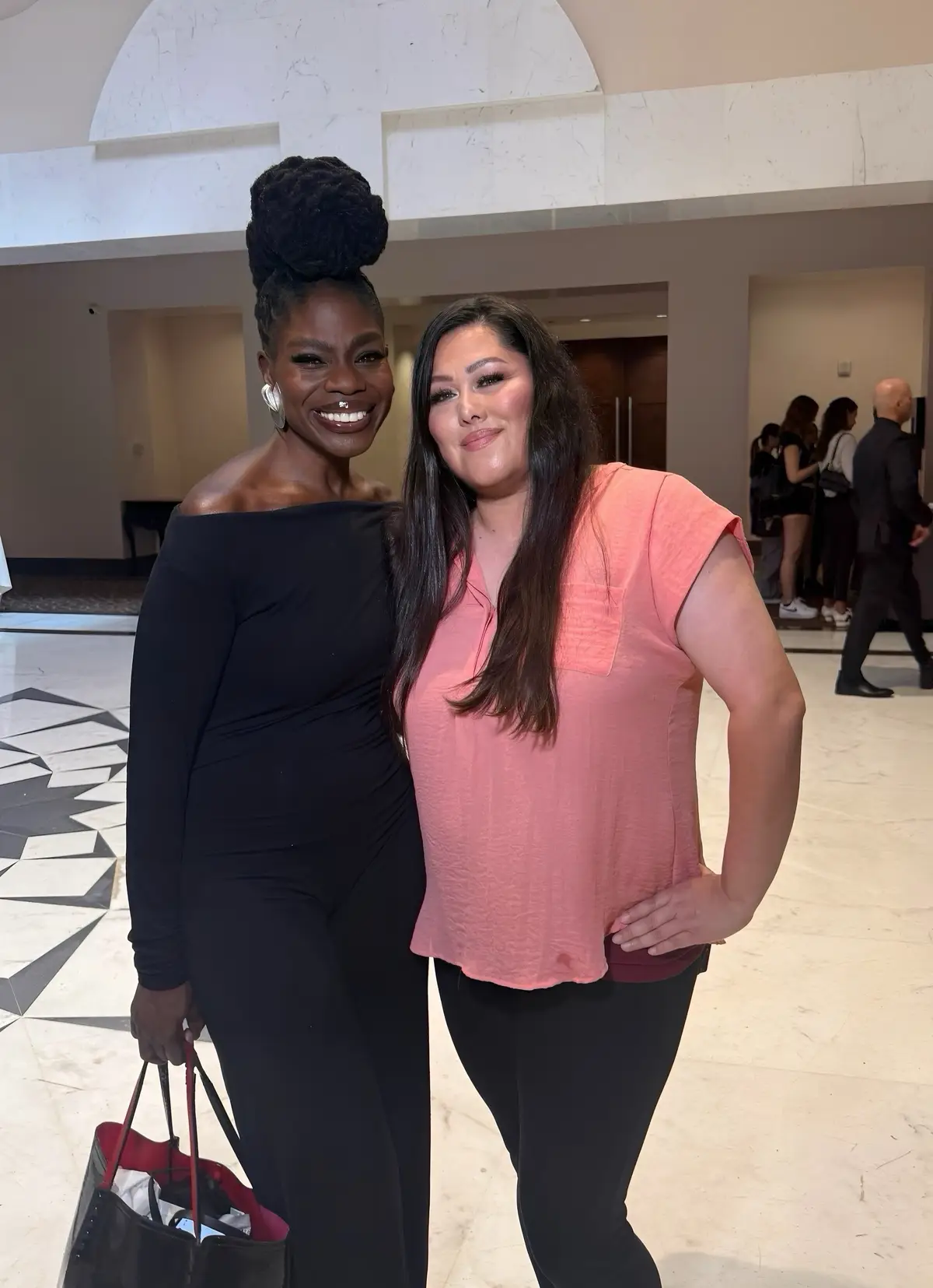 I am beyond happy to have meet the queen herself. I went to @The makeup show and was able to meet the CEO of my favorite beauty brand @DanessaMyricksBeauty 