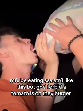 treating tomatos like its goulash😭😭#fyp #funny #xyzbca #meme #giftok 