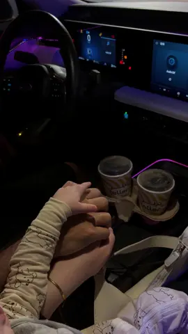 ربي احفظ لي من أحببت وأصلح لي من أنجَبت ، اللهم إني استودعتك عائلتي الصغيرة ، اللهم احفظ لي زوجي وذريتي ولا تُريني فيهم بئساً يُبكيني🤍🧑‍🧑‍🧒