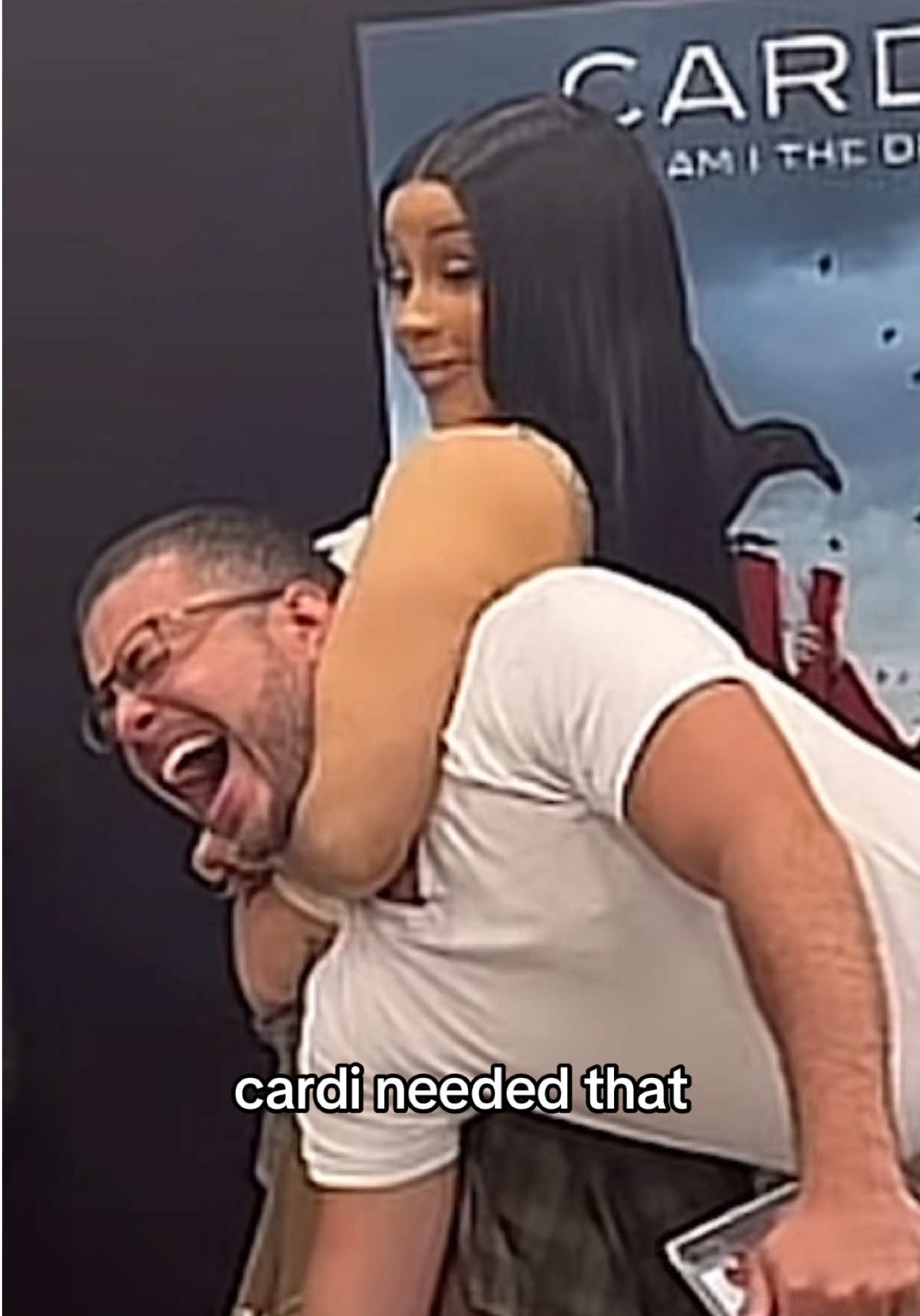 @Cardi B TOO FUNNY 😂😭😭😭❤️
