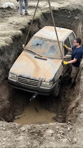 O FINAL É EMOCIONANTE! 😭 Apoiadores oficiais desse resgate: @vonixx @karcherbrasil @sgttools  #carros #uno #fiat #limpeza #restauracao