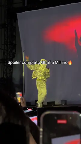 😭❤️ spacca @Ghali #concertogranteatro #rhofiera #granteatro #milano #milanorho 