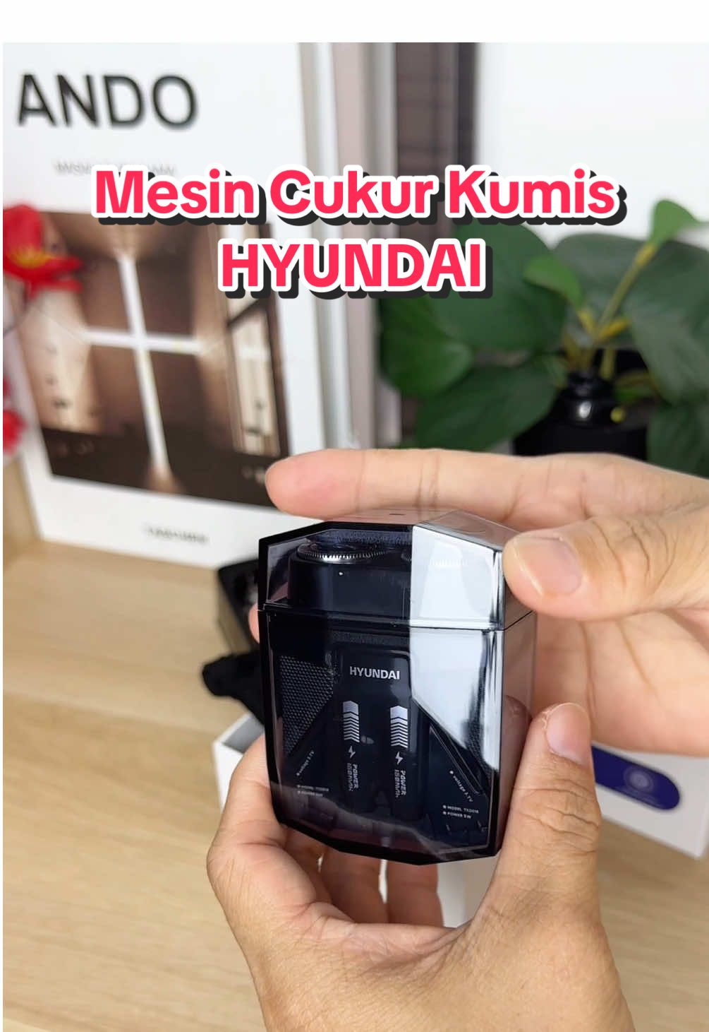 Mesin cukur elektrik Hyundai, waterproof & praktis! Bikin kumis rapi setiap hari .Klik keranjang kuning sekarang! #mesincukurkumis #mesincukurkumisdanjenggot #alatcukurkumis #alatcukurkumiselektrik #alatcukurkumisjenggot 