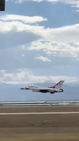 Thunderbirds at the Great Colorado Air Show this weekend, amazing show.#usafthunderbirds 