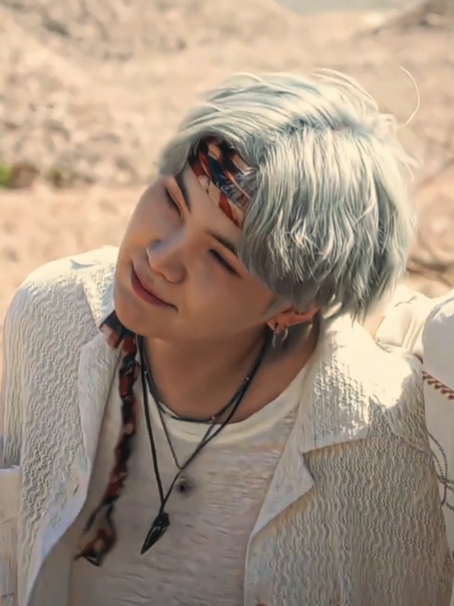 his smile..🤍 #yoongi #yoongiedit #bts #minyoongi #fyp  #foryoupage 