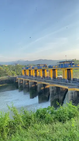 Bendungan dengan vibes paginya#fyp #bendunganbentengpinrang #vibes 