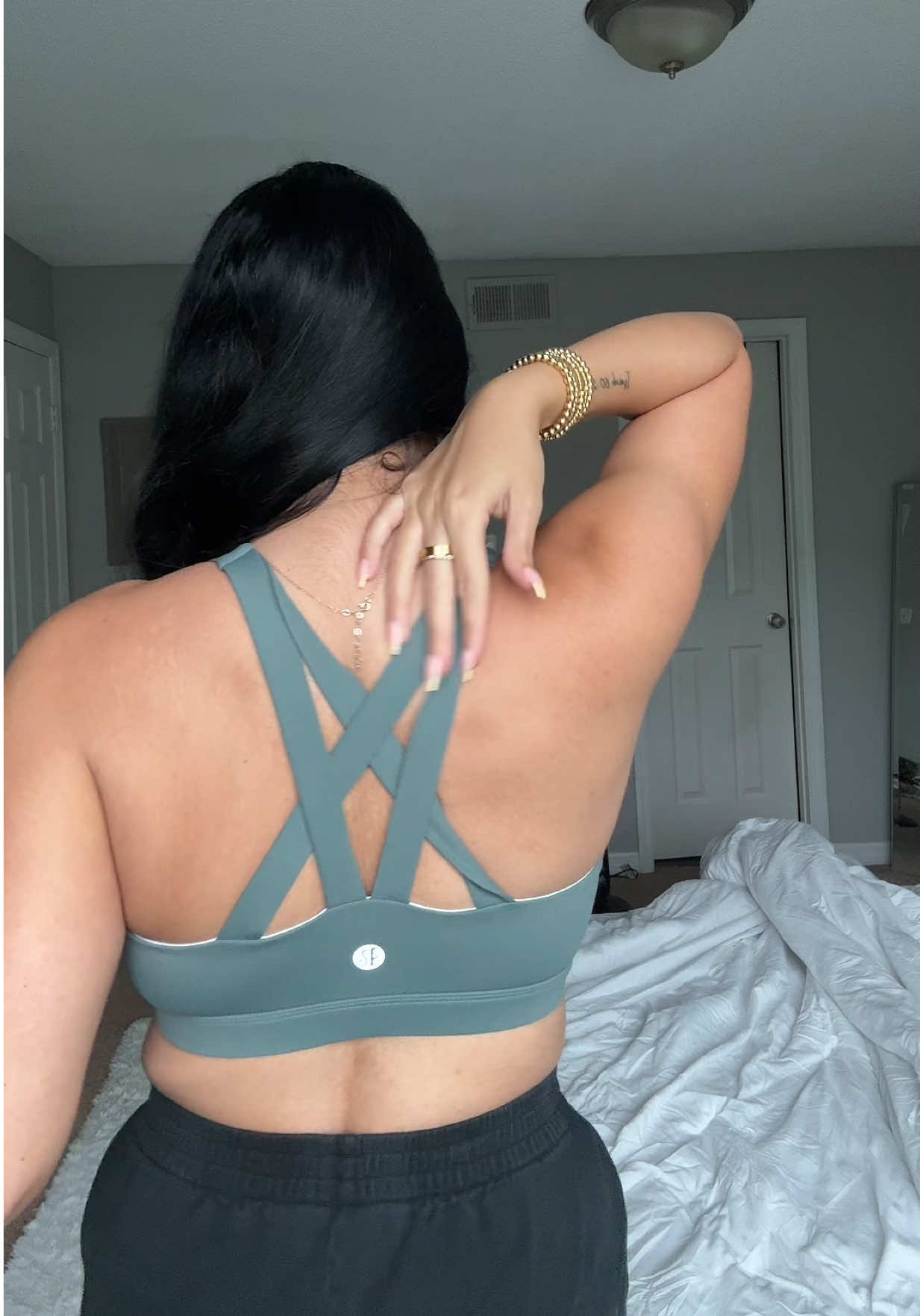 Loveeee #gym #fashion #gymclothes #sportsbras 