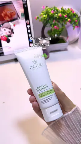 Sữa rửa mặt dành cho lứa tuổi HSSV nè #suaruamat #truesky #xh #mypham 