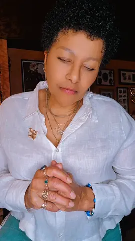 Table For Three 💐