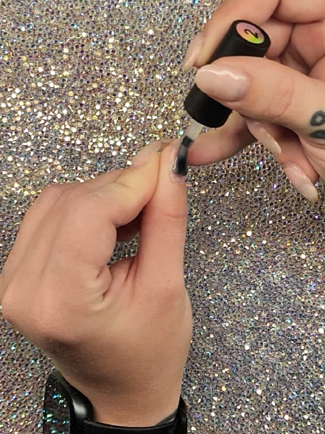 fixing a nail #nail #nailart #nailtech 