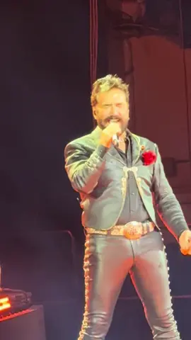 Desde cielon tu padre 👏🏻👏🏻👏🏻🙏🏻🙏🏻🙏🏻🙏🏻😍😍🎶🎵🎵🎵 que  viva la@MúsicaMexicana! 