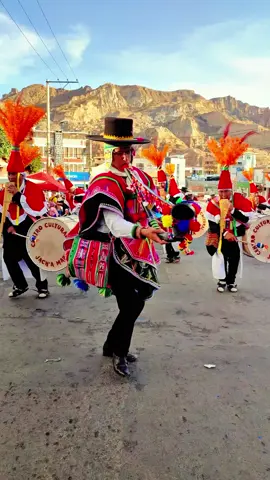 Entrada Folklórica en devoción a la Virgen de la Merced en Cota Cota #sicuris  #lapaz_bolivia🇧🇴  #danzaautoctona  #folk  #paratii 