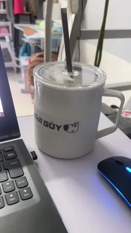 20🐠 có ly xinh, góc làm việc auto chill ✨💻☕️ #reviewly #chillguy #lyxinh#lyxadungtienich  