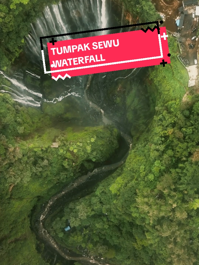 The roaring of Tumpak Sewu Waterfall nature✨ #tumpaksewuwaterfall #tumpaksewu #travel 